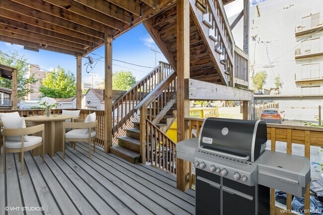 Building Photo - 4928 S Saint Lawrence Ave