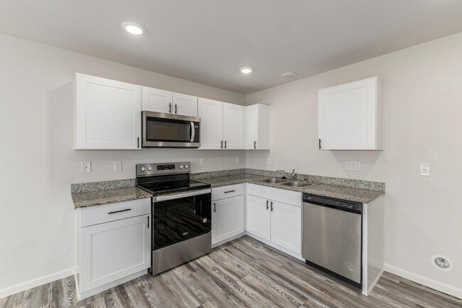 Building Photo - 14514 S Vera Cruz Rd