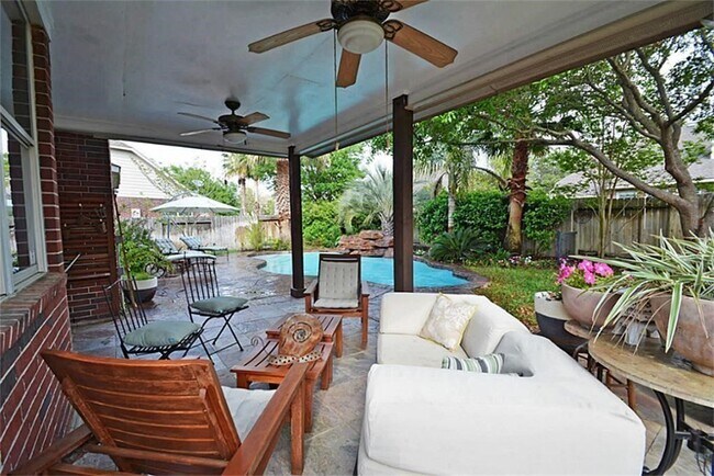Building Photo - 3011 Nickleby Ct