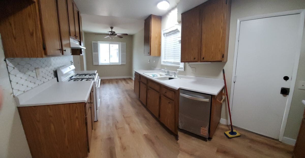 Building Photo - 1862 Pueblo Dr