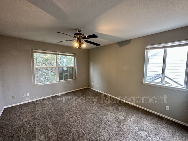 Building Photo - 1214 S Zeno Way