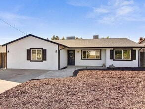 Building Photo - 124 Fargo Way