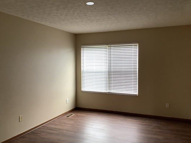 Building Photo - 3065 Remington Ridge Rd