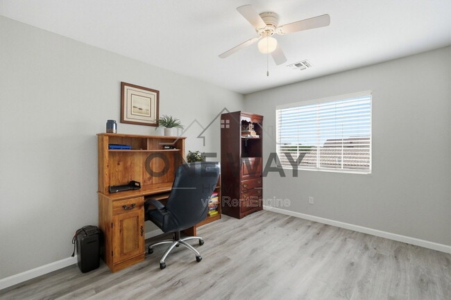 Building Photo - 127 S Parkwood