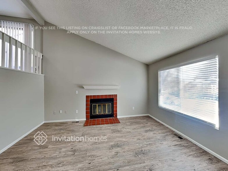 Building Photo - 17795 E Cornell Dr