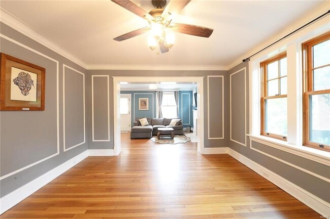 Building Photo - 418 Carswold Dr