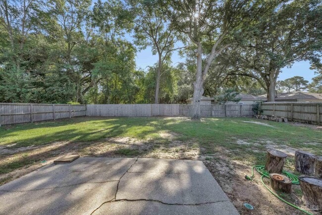 Building Photo - 7710 Charter Oaks Dr