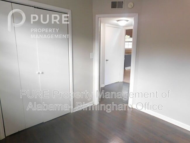 Building Photo - 2028 Progress St