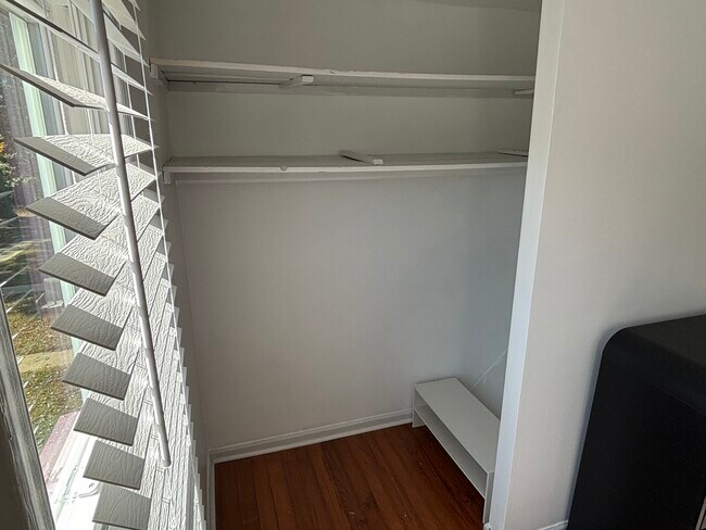 Building Photo - 4708 Leadenhall Dr