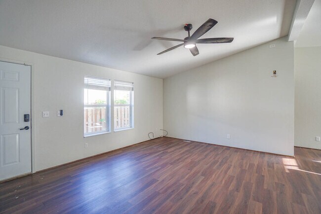 Building Photo - TWO BEDROOM MANUFACTURED HOME IN EAST COUNTY