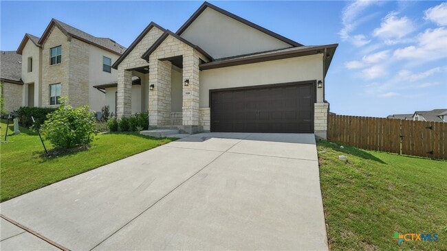 Primary Photo - 1606 Folk Victorian Rd