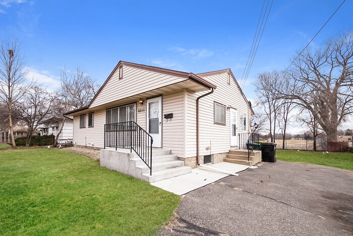 Building Photo - 5600 Vera Cruz Ave N