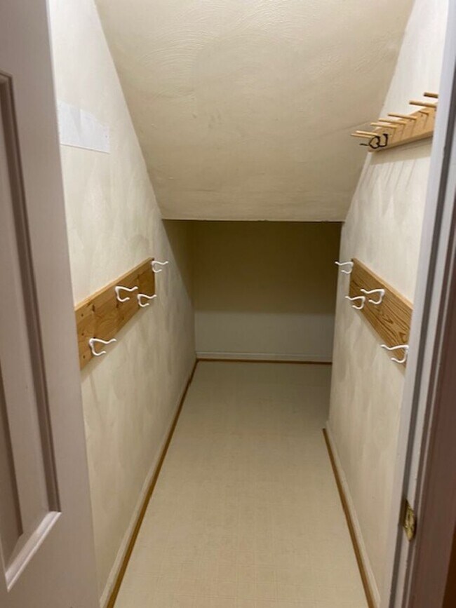 Building Photo - Chesapeake Beach