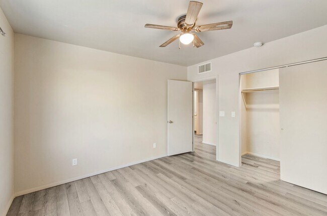 Building Photo - Recent Remodel on Lee Street!