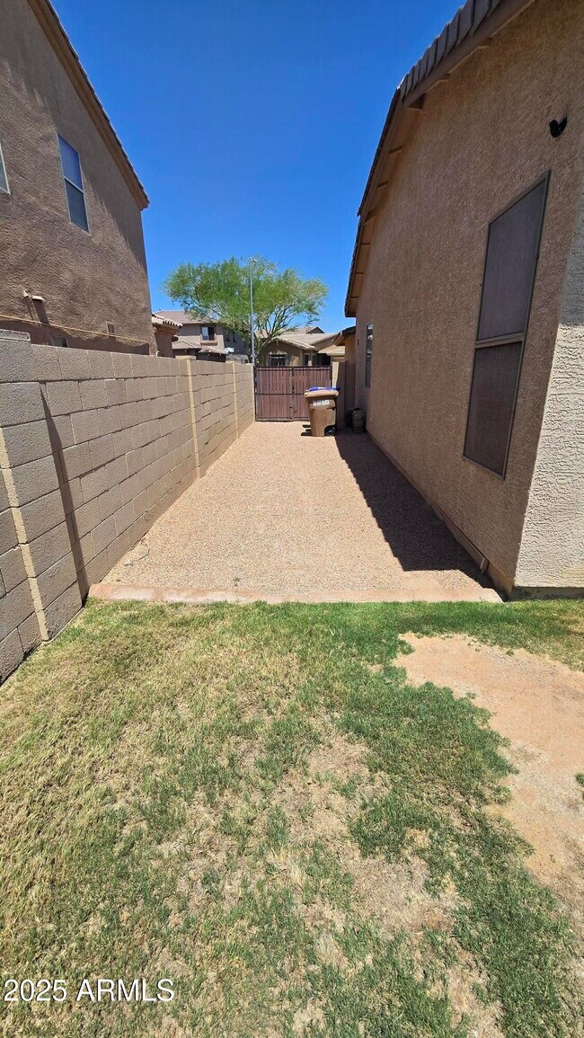Building Photo - 26072 N 74th Ave