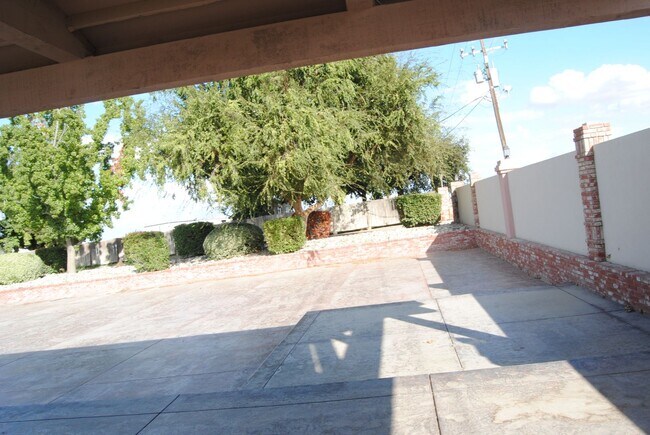 Building Photo - 114500 Maricopa Hwy