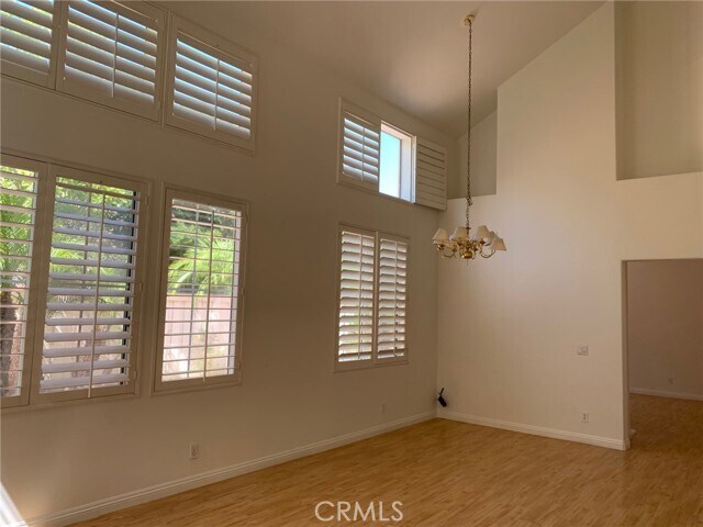 Building Photo - 29 Del Cambrea