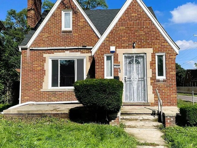 Building Photo - 13500 Rutherford St