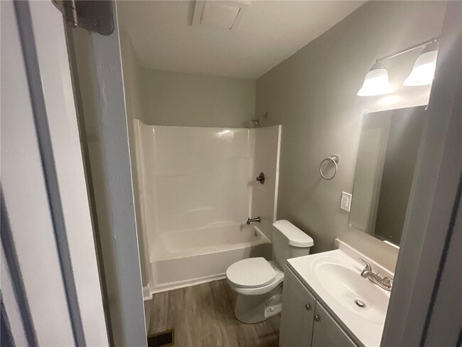 Building Photo - 4632 Burks Rd