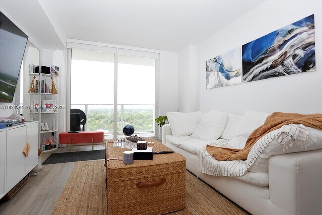 Building Photo - 4250 Biscayne Blvd