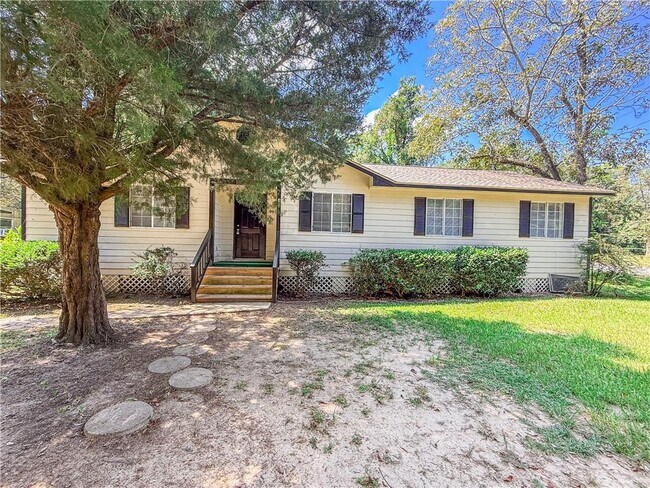 Primary Photo - 351 Lincoln Blvd