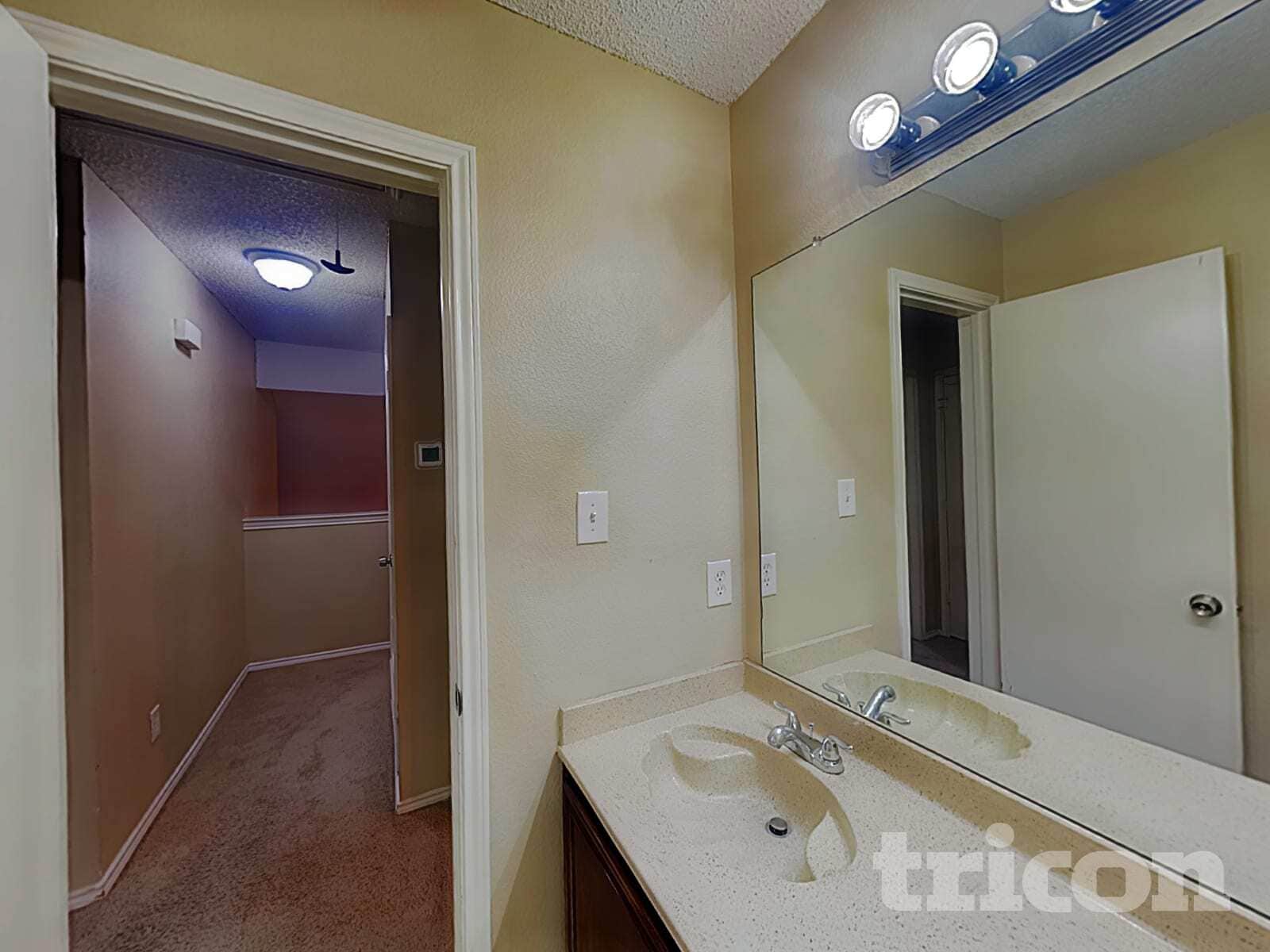 Building Photo - 2087 Palomino Trail