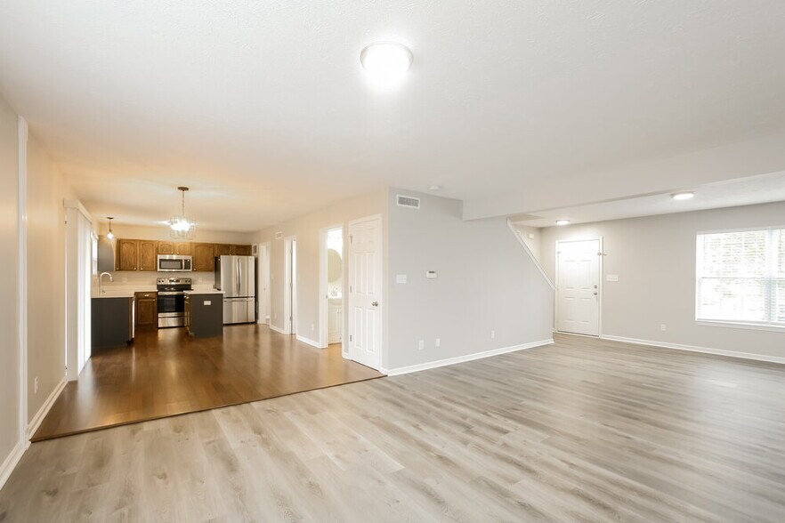 Building Photo - 1284 Constitution Dr