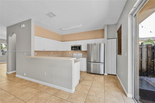 Building Photo - 13334 SW 128th Path