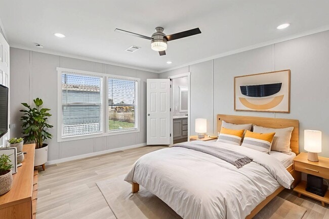 Building Photo - 1030 Monarch Dr