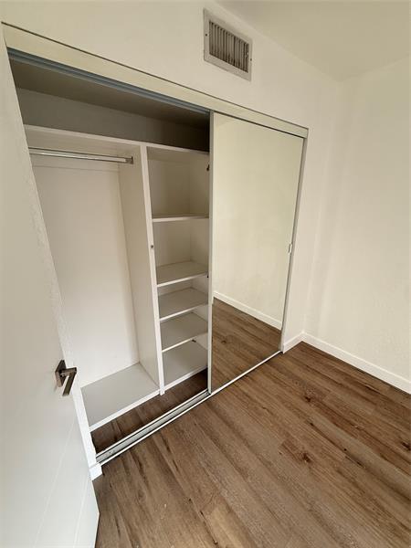 Building Photo - 3000 NW 69th Ct