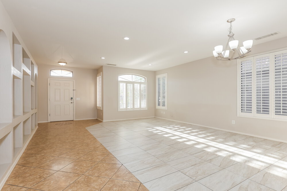 Building Photo - 1913 S 83rd Dr