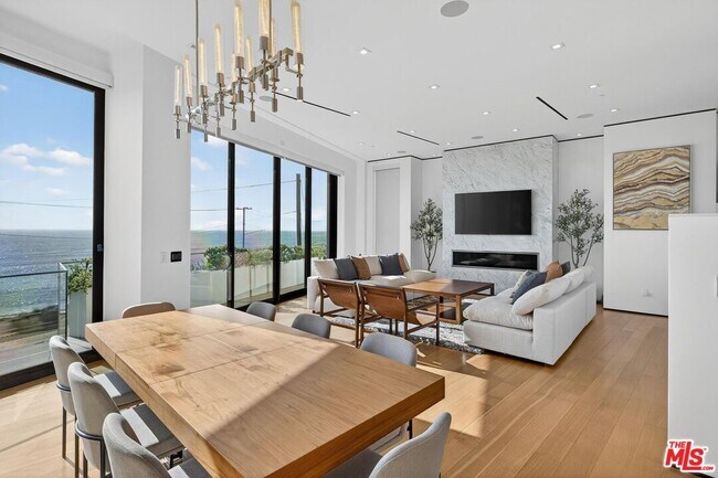 Building Photo - 17816 Porto Marina Way