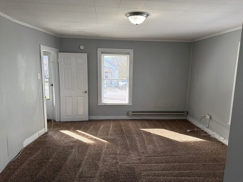 Building Photo - 315 N Highland Ave