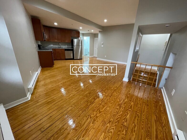 Building Photo - 1 Pembroke St