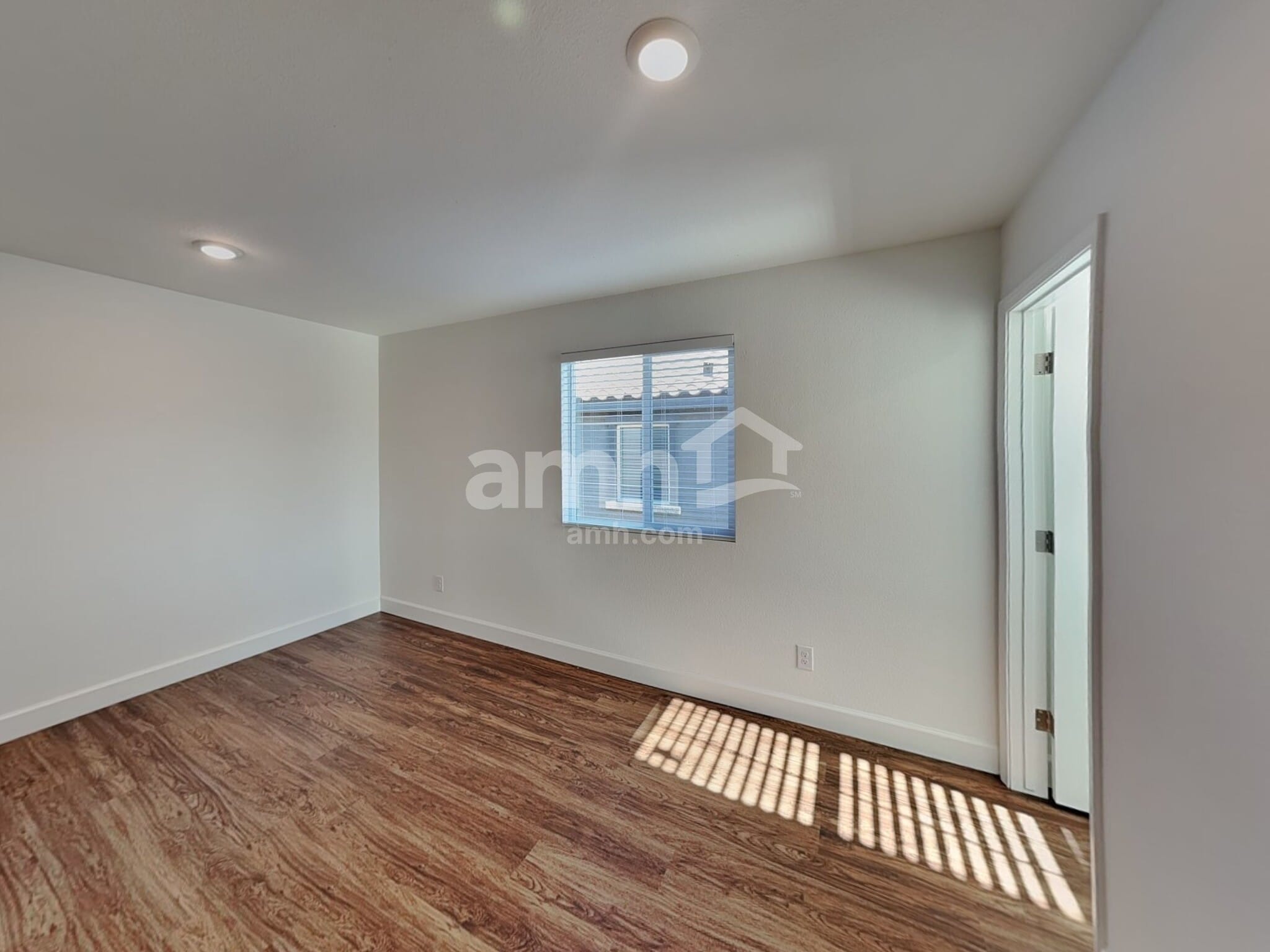 Building Photo - 10132 W Oleta Ave