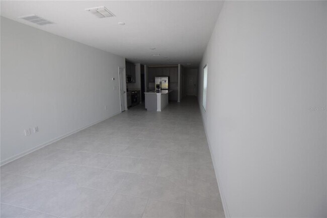 Building Photo - 2839 Armstrong Ave