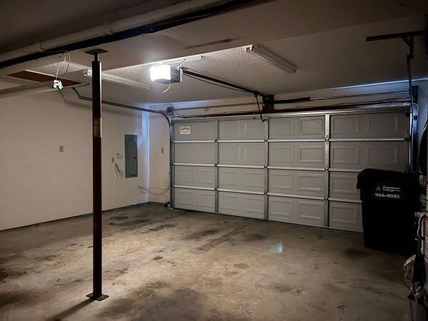 Building Photo - Farragut Bent Tree S/D 3 bed/2 bath