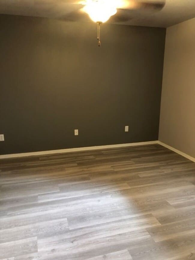 Building Photo - Available NOW: ARBORS - Super Cute 2 bedroom/2bath Condo - $1,695.00 Available NOW.