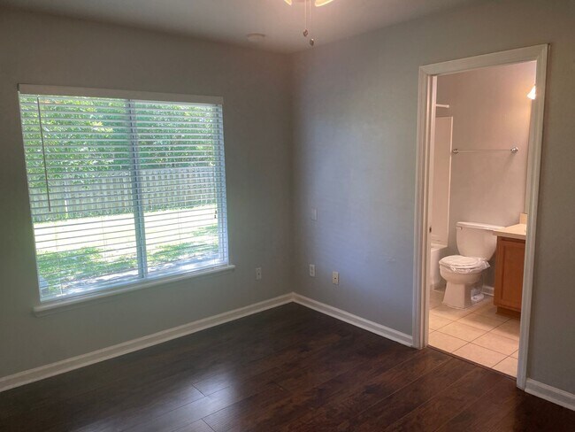 Building Photo - Samara Lakes- 3 BR / 2 BA Home For Rent In St. Augustine!