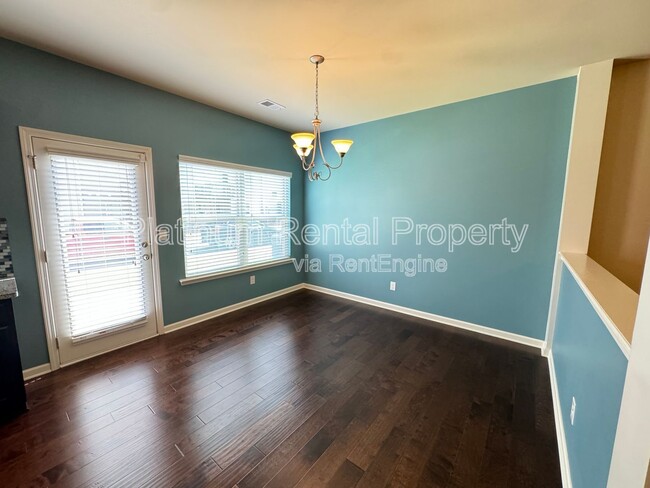 Building Photo - 3343 Blue Springs Walk