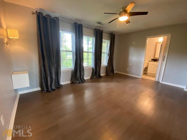 Building Photo - 279 Quail Run