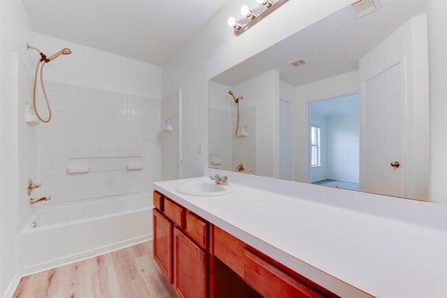 Building Photo - 5918 Laramie River Ct