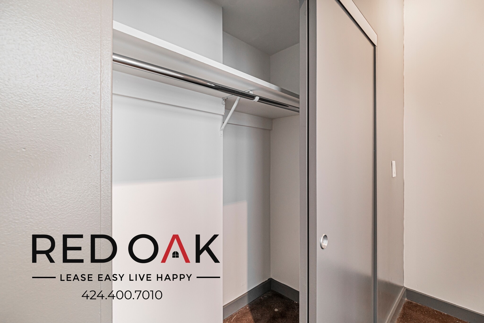 Building Photo - 430 S Broadway