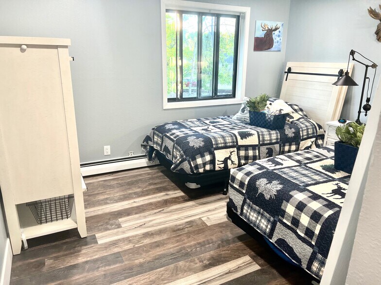 Building Photo - 21 Woodmere Ct