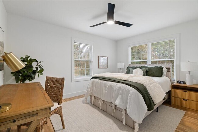 Building Photo - 2790 Sardis St