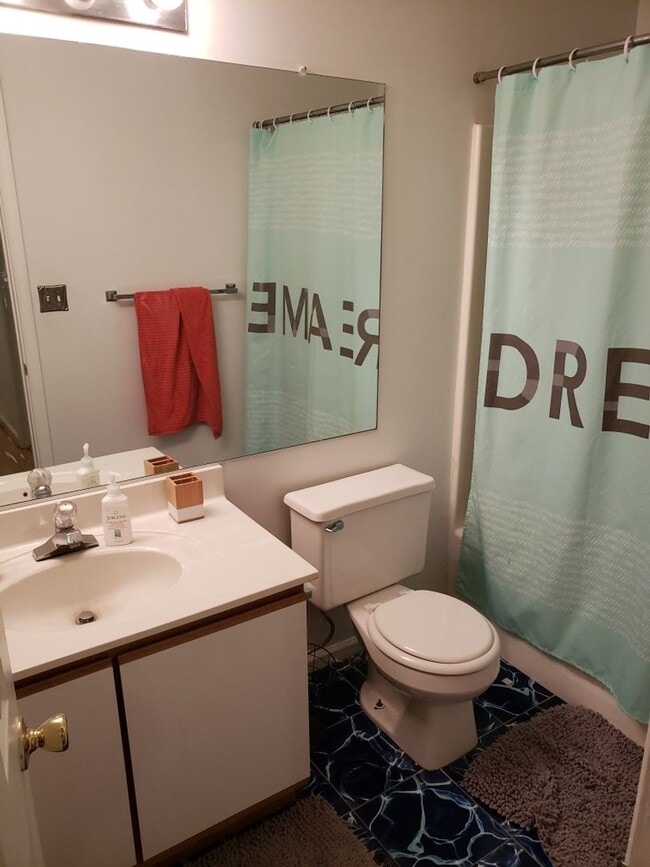 Building Photo - Style, Space & Location Vibes—Your Next Ch...