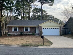 Building Photo - 9 Wabash Cove