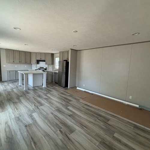 Building Photo - 2319 Greensburg Rd