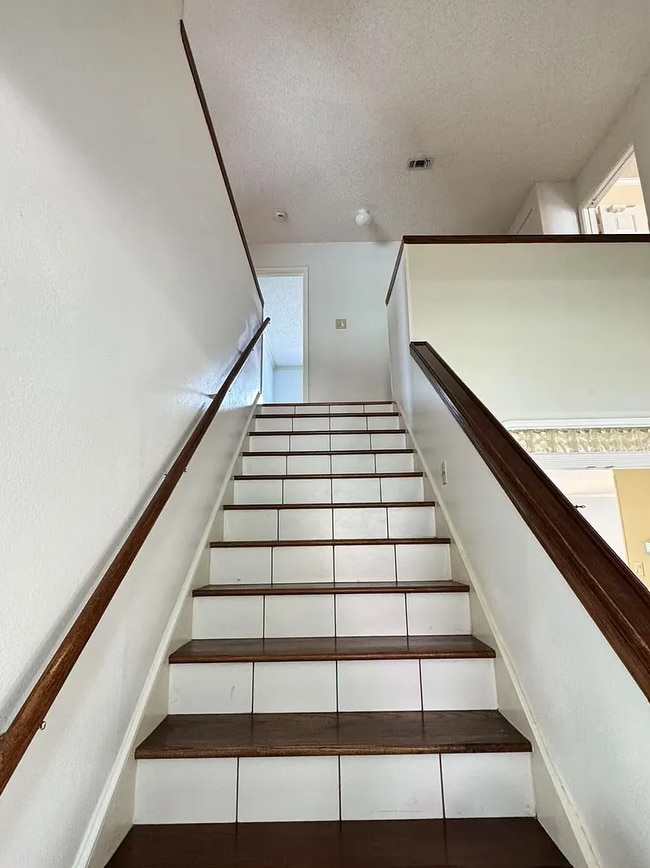 Building Photo - 25018 Granite Path