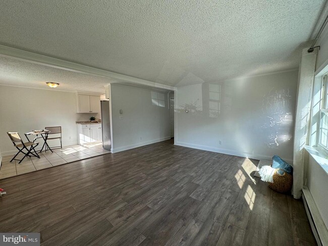 Building Photo - 1581 Skinners Turn Rd